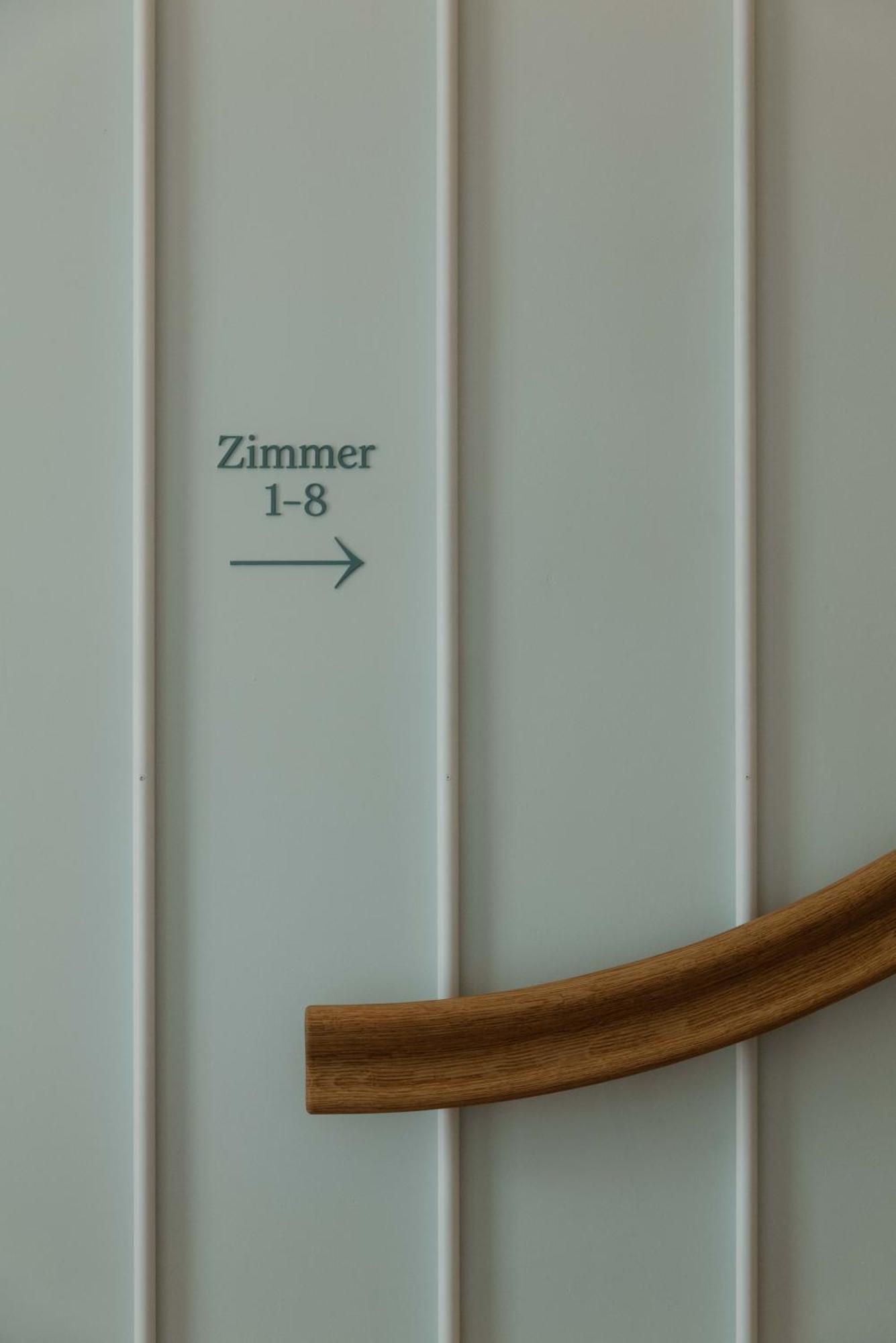 Kleiner Loewe - Stadthotel Брегенц Екстериор снимка