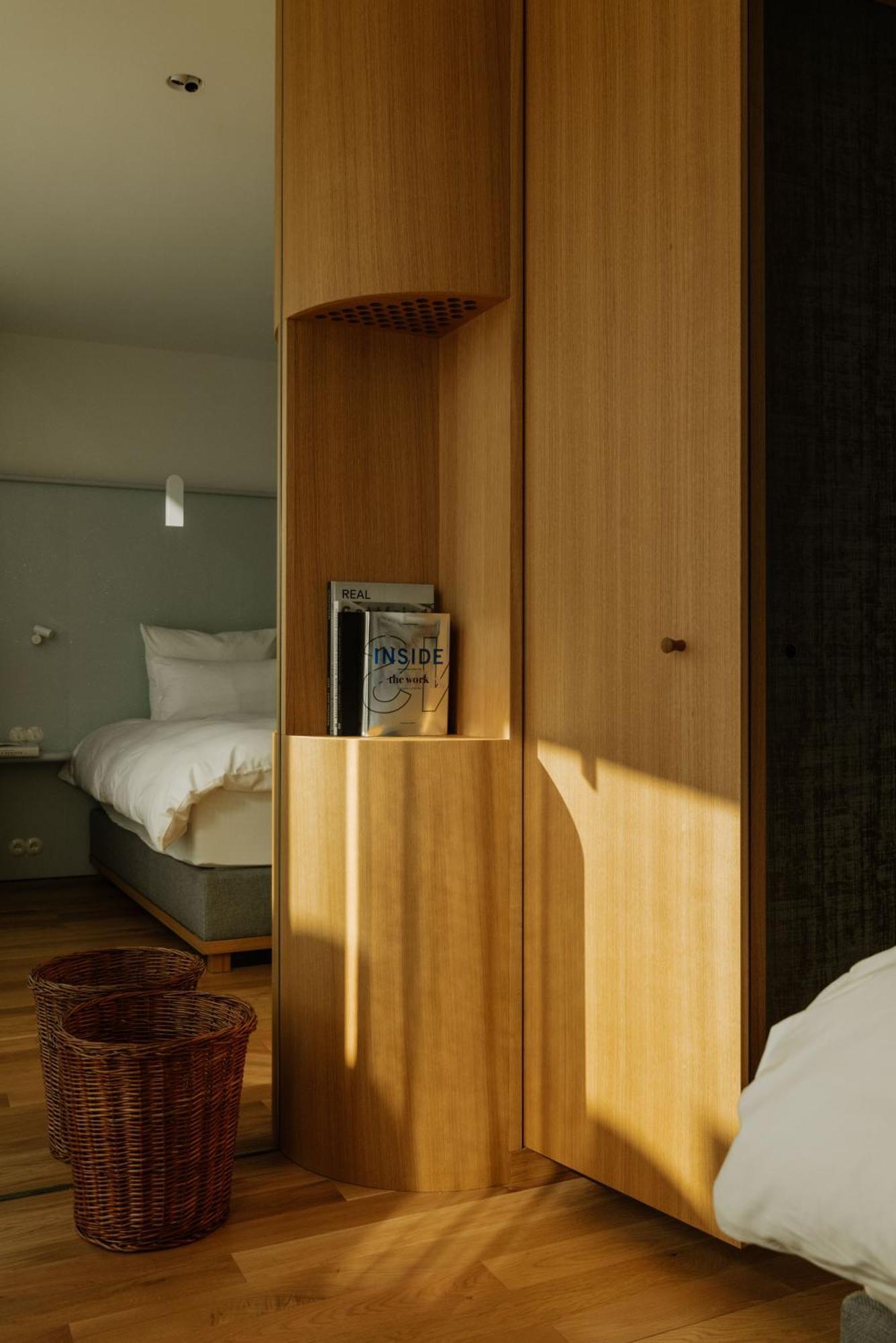 Kleiner Loewe - Stadthotel Брегенц Екстериор снимка