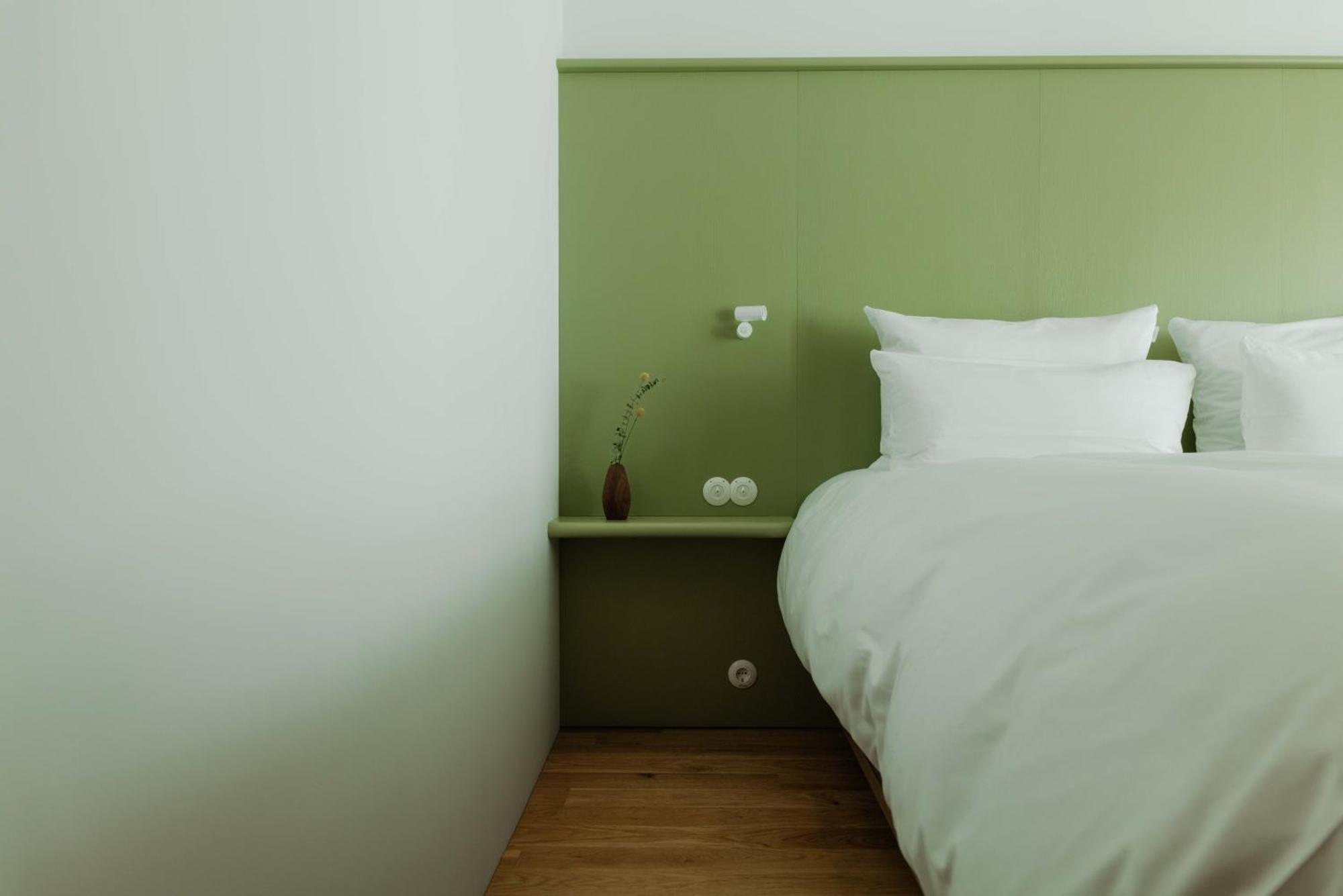 Kleiner Loewe - Stadthotel Брегенц Екстериор снимка